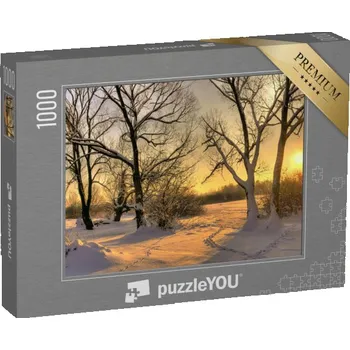 Puzzle puzzle „Krásný zimní západ slunce se zasněženými stromy“