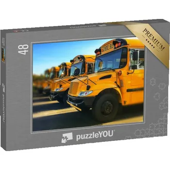 Puzzle puzzle 48 dílků „Žluté školní autobusy zaparkované v řadě za sebou“