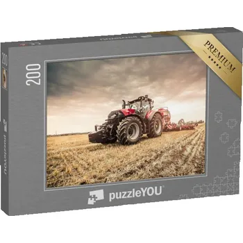 Puzzle puzzle 200 dílků „Červený traktor při práci na poli“