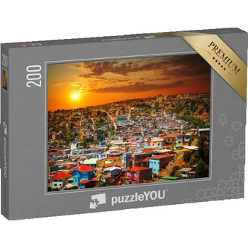 Puzzle puzzle 200 dílků „Barevné budovy na kopcích města Valparaiso, Chile“