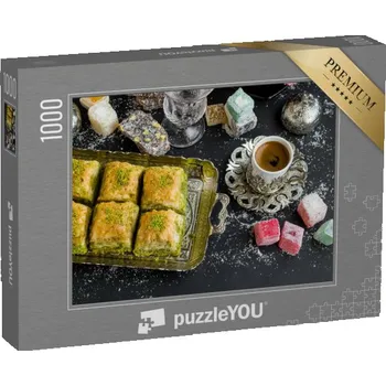 Puzzle puzzle „Baklava s pistáciemi, tradiční turecké pečivo s kávou“