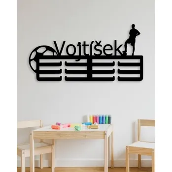 věšák na medaile Dřevěný věšák na medaile Fotbal - Perfektní dárek pro fotbalisty - 30 x 15cm