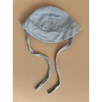 Klobouk Mušelínový klobouček s výšivkou D