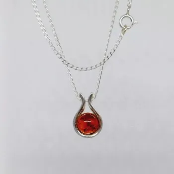 Náhrdelník Náhrdelník Jantarová kulička ve stříbrném soudku (náhrdelník)