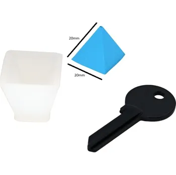 PourArt Silikonová forma Pyramida 20 XC0331-62A 25x25x25mm