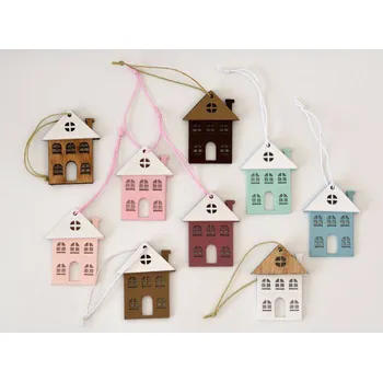 Dřevěné výseky k zavěšení - DOMEČEK - vzor 1