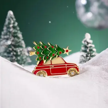 Brož Éternelle Vánoční brož Auto veze vánoční stromeček B2436 Zlatá