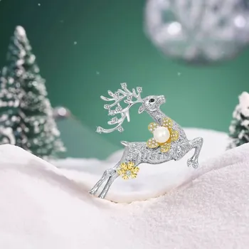 Brož Éternelle Vánoční kouzelná brož Rudolf - vánoční sob B8144-XH0958 Stříbrná