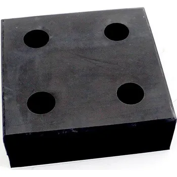 Černý gumový doraz na rampu FLOMA - 25 x 25 cm a tloušťka 8 cm, 87651203