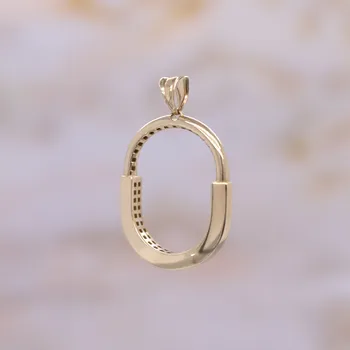 Přívěsek Lillian Vassago Celozlatý přívěsek ve tvaru oválu LLV13-GP002