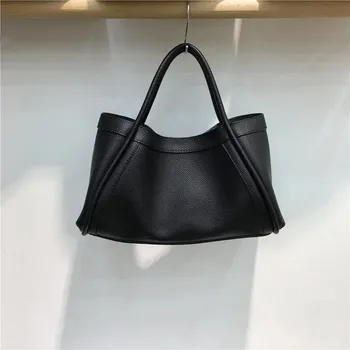 Kabelka Velká dámská kabelka – tote styl, crossbody na každý den Barva: Černá