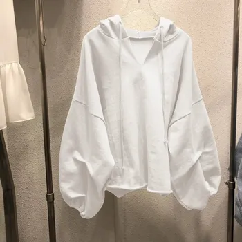 Dámská mikina Dámská mikina s kapucí – volný střih s výstřihem do V Barva: Bílá, Velikost: XL