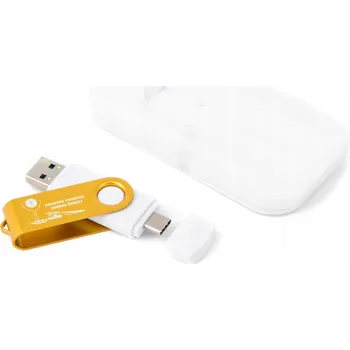 USB flash disk Flash disk k přijímání 4 GB USB 2.0 USB-C a Svaté Přijímání Sv. GRAVÍROVÁNÍ