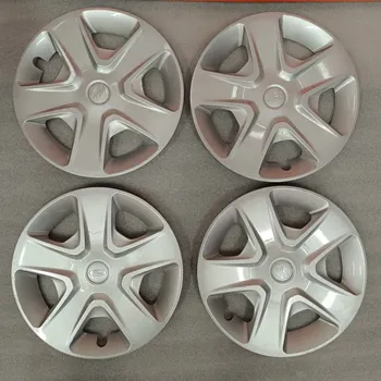 Poklice na kolo Ford Fiesta 16\" (použité)