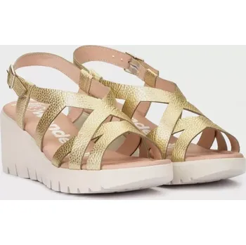 Dámské sandále WONDERS dámské sandály zlaté