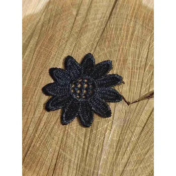 Krajková aplikace květ barva černá