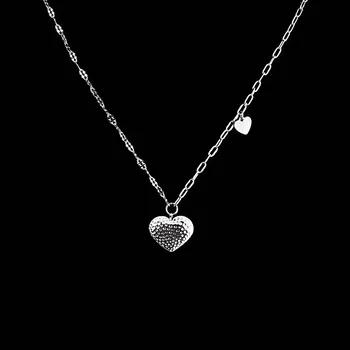Náhrdelník Asymetrický ocelový náhrdelník s tepaným srdcem č. 1698