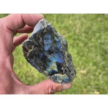 Přírodní kámen Labradorit půlbrus (Madagaskar) 209g