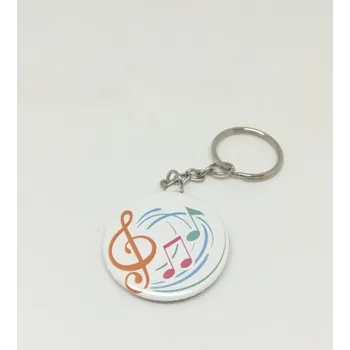 Přívěsek na klíče s řetízkem - barevné noty