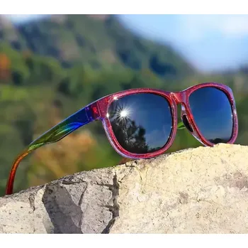 Sluneční brýle Sluneční brýle polarizační, obroučky transparentní červené, šedá skla