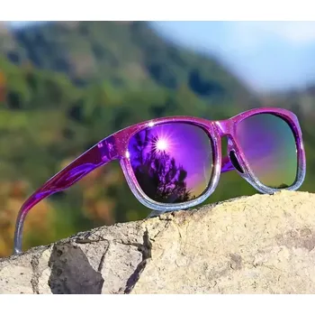 Sluneční brýle Sluneční brýle polarizační, obroučky transparentní fialové, fialová skla
