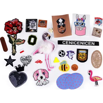 Mix nažehlovaček, nášivek, aplikací mix náhodných variant 25 ks