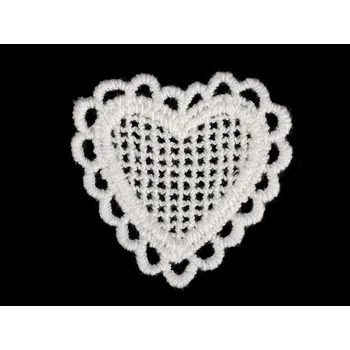 Krajková aplikace / nášivka srdce bílá mléčná 10 ks