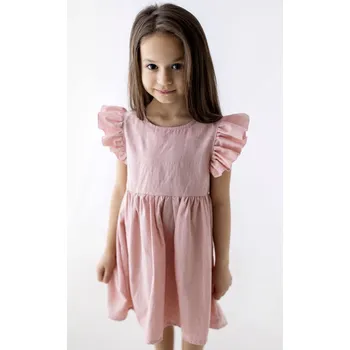Dívčí šaty Elegantní dívčí šaty v pudrově růžové barvě s jemným áčkovým střihem a krajkovými detaily