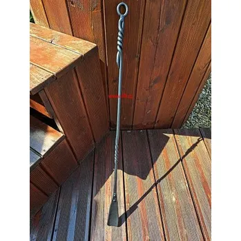 Pomůcka pro obuv a oblečení Kovaná lžíce na boty 10