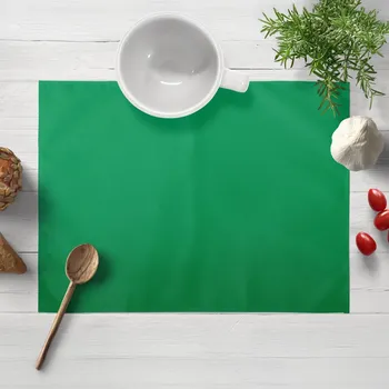 prostírání Saténové prostírání na stůl polyesterový Satén LUX-028 Irská zelená 30x40 cm