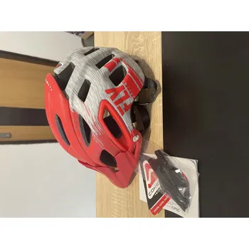 Cyklistická přilba Cyklistická přilba FLY RACING červená/šedá Vel: XS/SM (52-55cm) Výprodej zboží