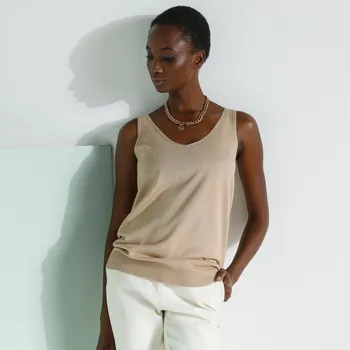 Úpletový top s výstřihem do V béžová 50