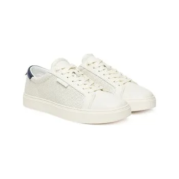 Dámské tenisky Sneakersy Calvin Klein Clean Cup Low Laceup Perf Lth HM0HM01870 Bílá 40