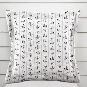 Povlak na polštářek Bavlněný povlak na polštář s lemem Sandra SA-641 Temně modrý lidový květinový vzor na bílém 30 x 50 cm