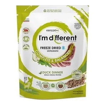 Pamlsek pro psa I´M DIFFERENT Duck DINNER, mrazem sušené raw krmivo s kachnou, 156 g
