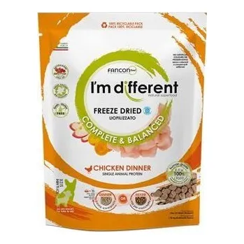 Pamlsek pro psa I´M DIFFERENT Chicken DINNER, mrazem sušené raw krmivo s kuřetem, 156 g