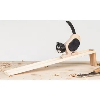 Dřevěná hračka Kočka chodící