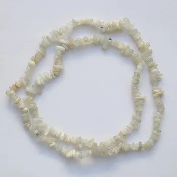 Náhrdelník Náhrdelník - Měsíční kámen bílý sekaný 90 cm ND41