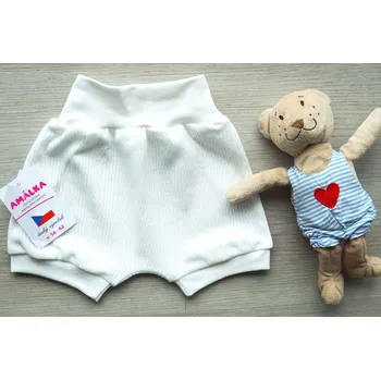 AMÁLKA Letní kraťasy s náplety ažurový vzor, smetanové Velikost: 56-62