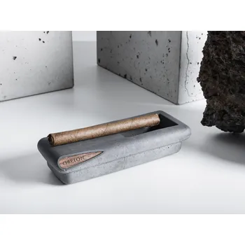 Popelník Obeton Popelník Jelena na doutníky - vesmírně šedá