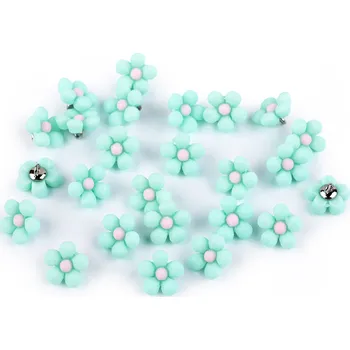 Knoflík Knoflík 3D květ velikost 22" mint 25 ks