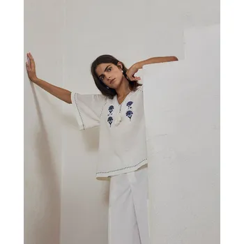 Tričko Yerse 42732 krémové s modrou výšivkou Velikost: 42