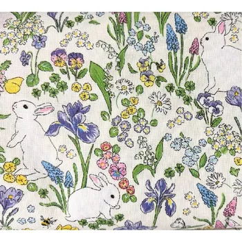 Oasa Bavlněná látka, panel 50x70 cm, ZAJÍČCI S KYTKAMI