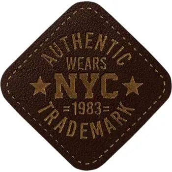 Nášivka Nažehlovačka Authentic Wears v koženém vzhledu 3 x 3 cm Monoquick