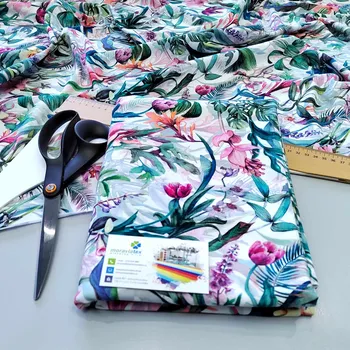 Moraviatex Balíček 1 metr - Jednolíc elastický Bavlna/Elastan 6% digi tisk Flora Exotic (0,34kg)