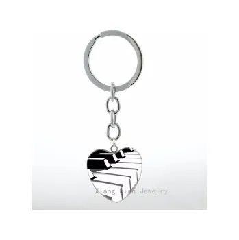 Přívěsek na klíče srdce - klaviatura