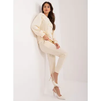 Sada DHJ KMPL 8850.68 ecru jedna velikost