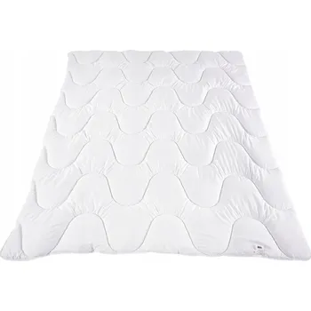 přikrývka STANDARDNÍ MIKROVLÁKNOVÁ PŘIKRÝVKA AMW 220X200 1900 g