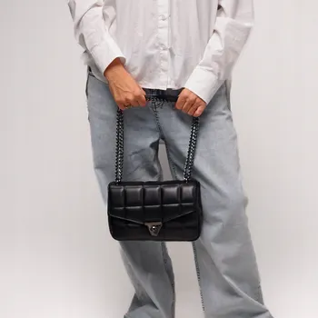 Kabelka Dámská kabelka z pravé kůže Stella Černá