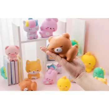 Figurka Mini Squishy antistresová postavička Medvídek